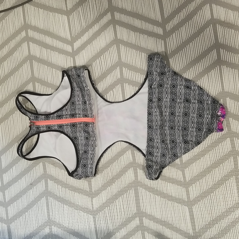 Multi Color One Piece - Picture 5 of 12